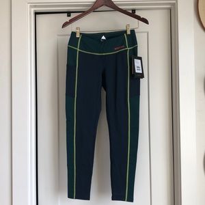 NEW WITH TAGS! Burton Women’s Heavyweight Baselayer Pants & 1/4 Zip Top